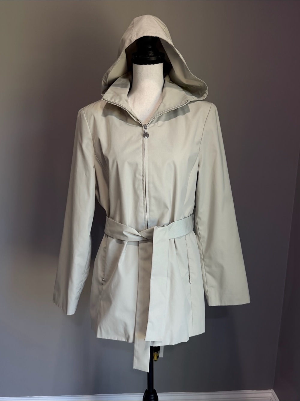 CALVIN KLEIN | Hooded Belted Rain Jacket, Sz M